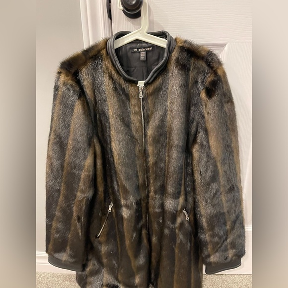 trf outerwear - Brown Faux Fur Coat - Size US XXL - Picture 2 of 3